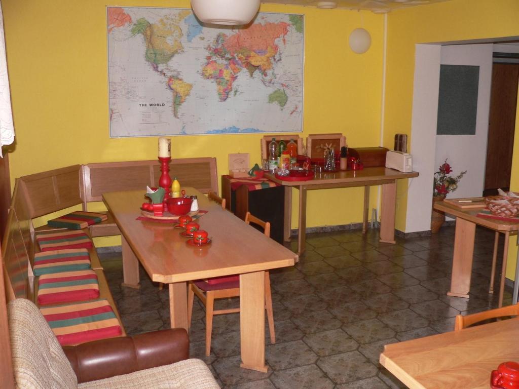 Penzion Leamy Rokycany Buitenkant foto
